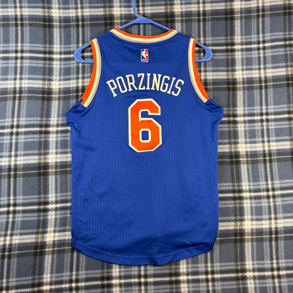 Adidas Kids NBA New York Knicks Porzingis 6 Swingman Jersey Blue Medium 10-12 - Picture 2 of 8